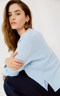 Sabrina Cashmere Blend Crew Neck Sweater – Pale Blue