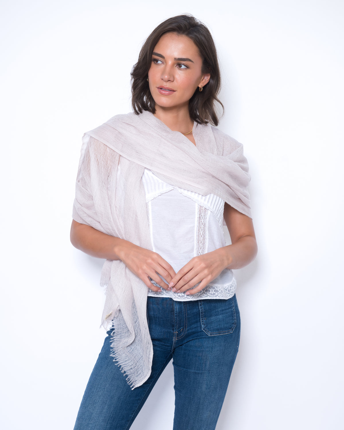 lia-cashmere-scarf-foam-off-white